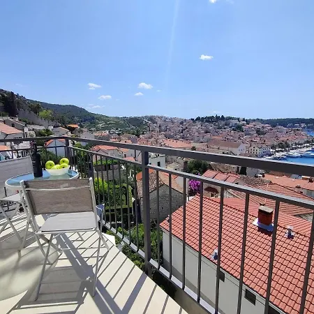 Brand New Apt W Balcony & Perfect Seaview At Center Hvar Town Exterior photo