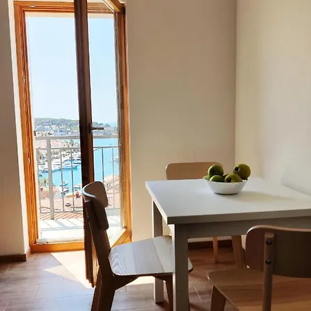 Brand New Apt W Balcony & Perfect Seaview At Center Hvar Town Exterior photo