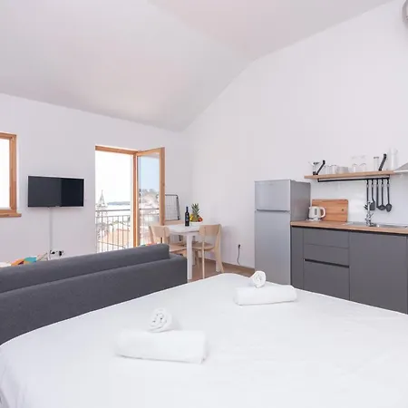 Brand New Apt W Balcony & Perfect Seaview At Center Hvar Town Exterior photo