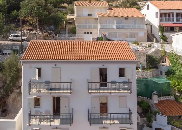 Brand New Apt W Balcony & Perfect Seaview At Center