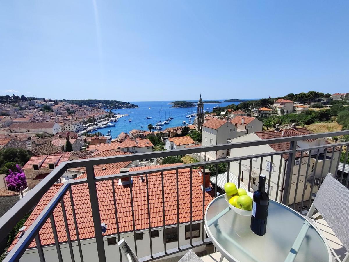 Apartment Brand New W Balcony & Perfect Seaview At Center Hvar Town