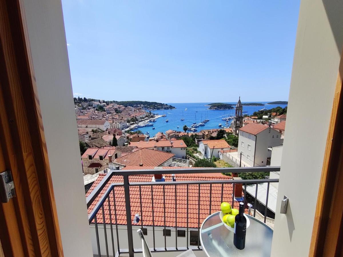 Brand New W Balcony & Perfect Seaview At Center